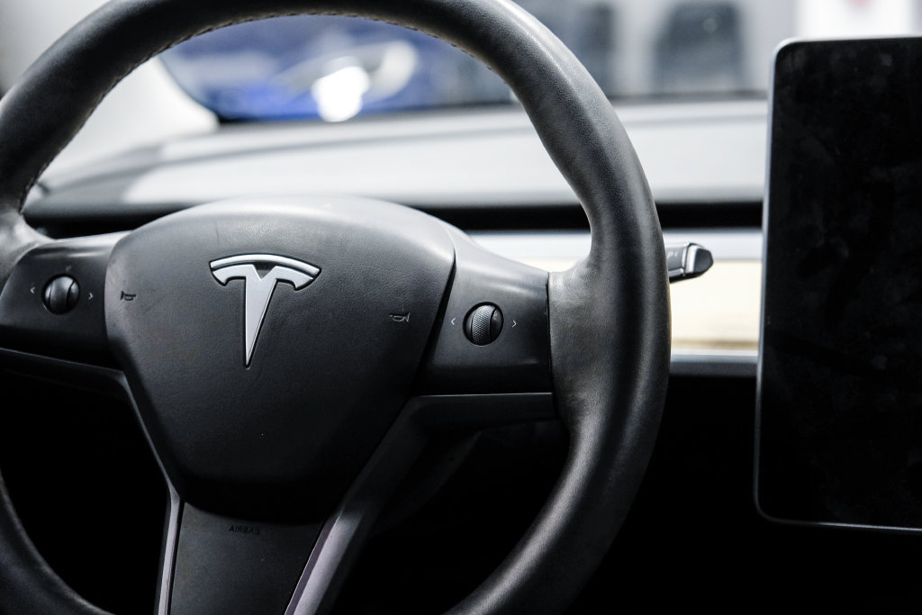 Used 2023 Tesla Model 3 Performance AWD/4WD image 21