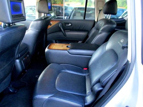 Used 2011 INFINITI QX56 2WD w/ Theater Pkg image 14