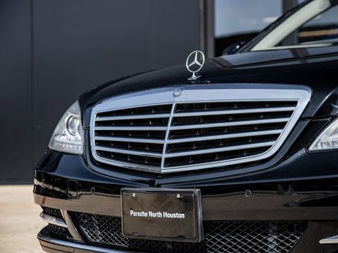 Used 2011 Mercedes-Benz S 550 image 14
