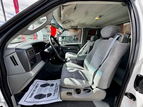 Used 2004 Ford F350 XLT image 8