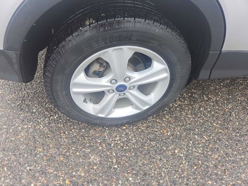 Used 2015 Ford Escape SE w/ Equipment Group 201A image 23