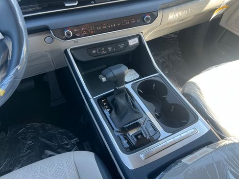 New 2026 Kia Carnival EX FWD image 14