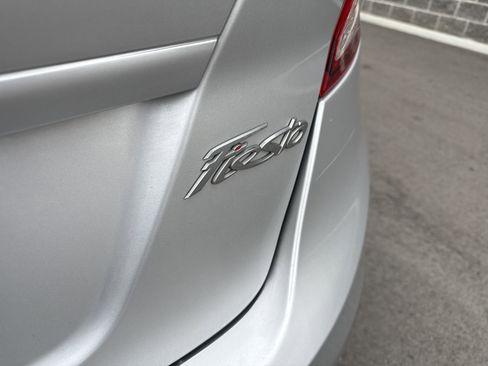 Used 2016 Ford Fiesta S image 25