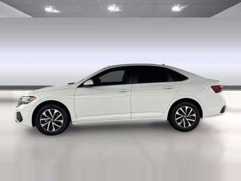 Used 2024 Volkswagen Jetta S FWD image 2