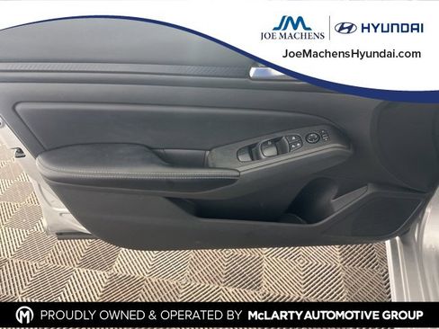 Used 2024 Nissan Altima 2.5 SV image 20