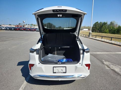 New 2026 Buick Envista Avenir FWD image 5