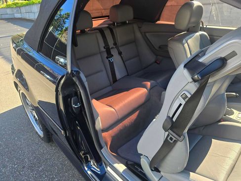 Used 2006 BMW M3 Convertible RWD image 12