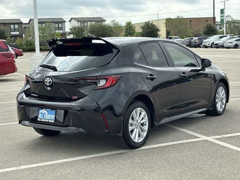 Used 2026 Toyota Corolla SE FWD image 6
