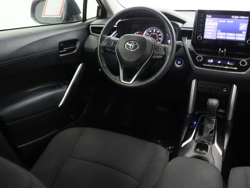 Certified 2022 Toyota Corolla Cross LE FWD image 29
