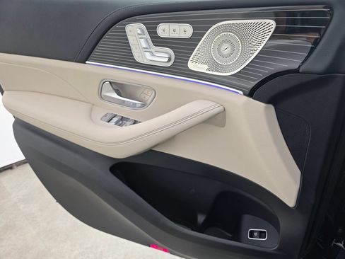 New 2026 Mercedes-Benz GLS 580 4MATIC image 20