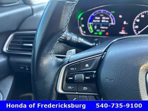 Used 2022 Honda Accord Touring image 17