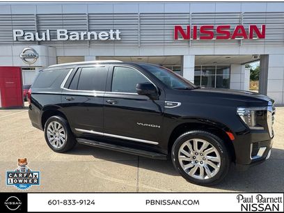 Used 2021 GMC Yukon SLT w/ SLT Luxury Plus Package
