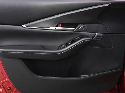 Certified 2025 MAZDA CX-30 AWD 2.5 S w/ Select Sport Pkg image 22