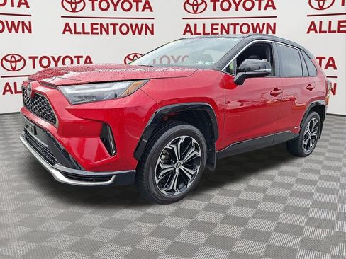 Used 2025 Toyota RAV4 XSE w/ Premium Package AWD/4WD image 3