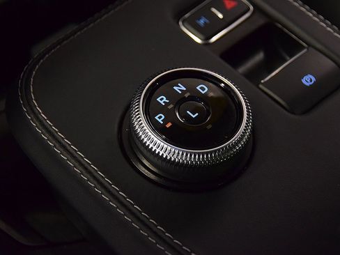 Used 2024 Ford Mustang Mach-E Premium image 27