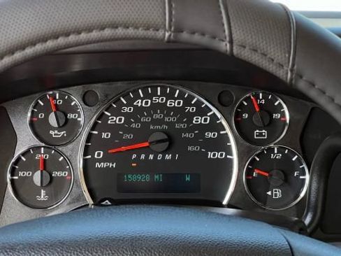 Used 2017 Chevrolet Express 3500 LT w/ LT Preferred Equipment Group image 76