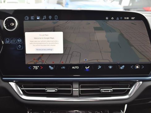 New 2026 Chevrolet Equinox EV LT image 25