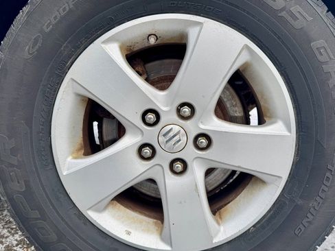 Used 2010 Suzuki Grand Vitara Premium image 14