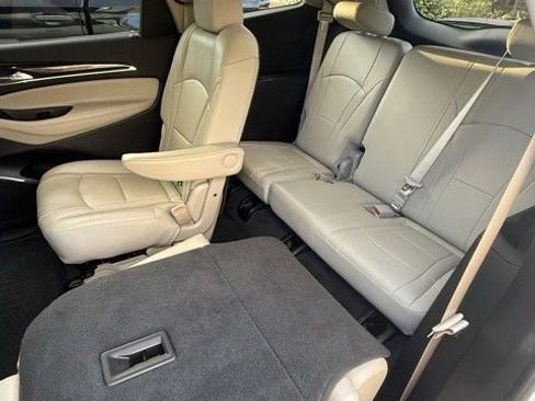 Used 2020 Buick Enclave Premium w/ Sun and Sites Package image 7