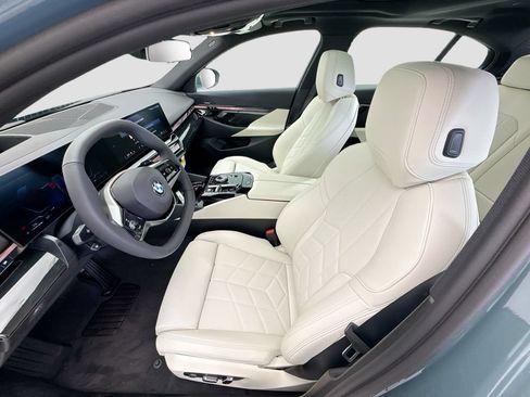 New 2027 BMW 530i w/ Premium Package RWD image 18