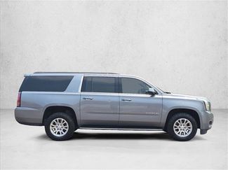Used 2019 GMC Yukon XL SLT w/ Open Road Package AWD/4WD video 4