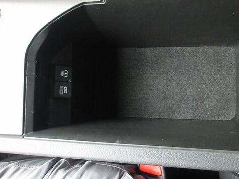 Used 2021 Toyota Camry XSE image 25