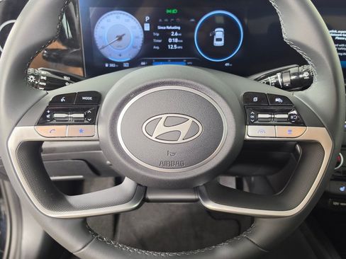 Used 2026 Hyundai Elantra Limited FWD image 15