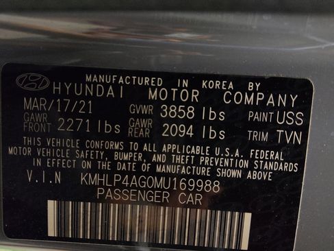 Used 2021 Hyundai Elantra Limited w/ Preferred Accessory Package FWD image 33