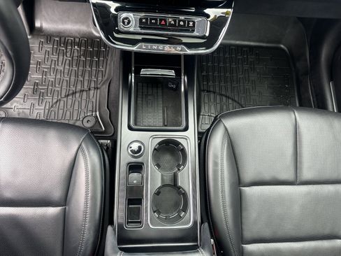 Used 2023 Lincoln Corsair AWD w/ Equipment Group 101A image 12