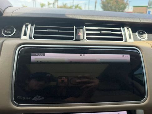 Used 2018 Land Rover Range Rover Supercharged AWD/4WD image 26