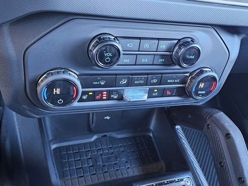 Used 2024 Ford Bronco Raptor image 23