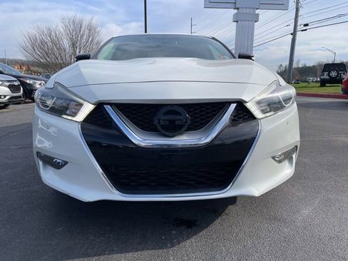 Used 2017 Nissan Maxima SR w/ Midnight Edition FWD image 3