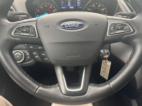 Used 2018 Ford Escape SEL AWD/4WD image 12