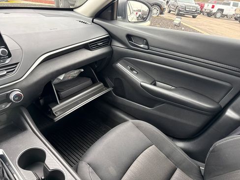 Used 2024 Nissan Altima 2.5 S image 53