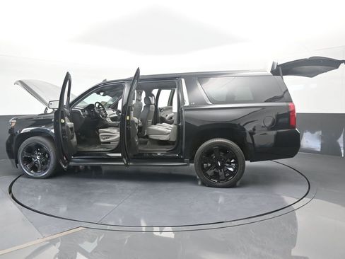 Used 2020 Chevrolet Suburban LT image 76