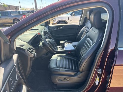 Used 2023 Ford Edge SEL w/ Convenience Package image 7