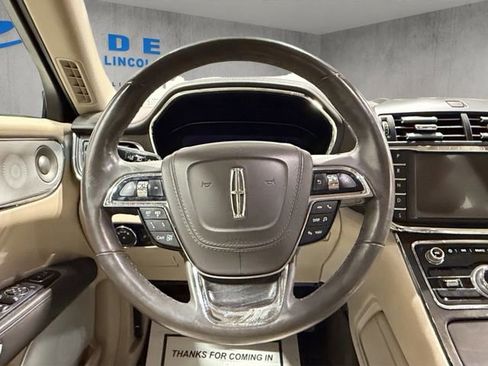 Used 2017 Lincoln Continental Reserve w/ Luxury Package AWD/4WD image 14