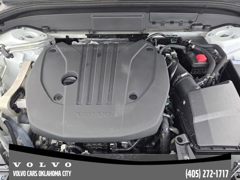 Certified 2025 Volvo XC60 B5 Plus AWD/4WD image 25