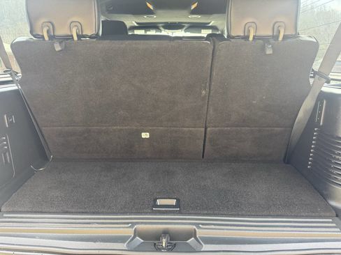 Used 2016 Ford Expedition XLT w/ Equipment Group 201A image 10