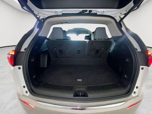 Used 2020 Buick Enclave Essence FWD image 15