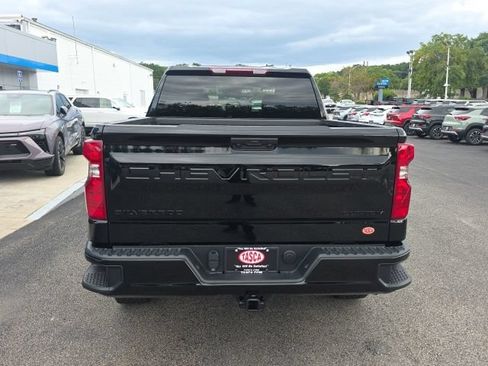 New 2026 Chevrolet Silverado 1500 Custom Trail Boss w/ Dark Appearance Package AWD/4WD image 3