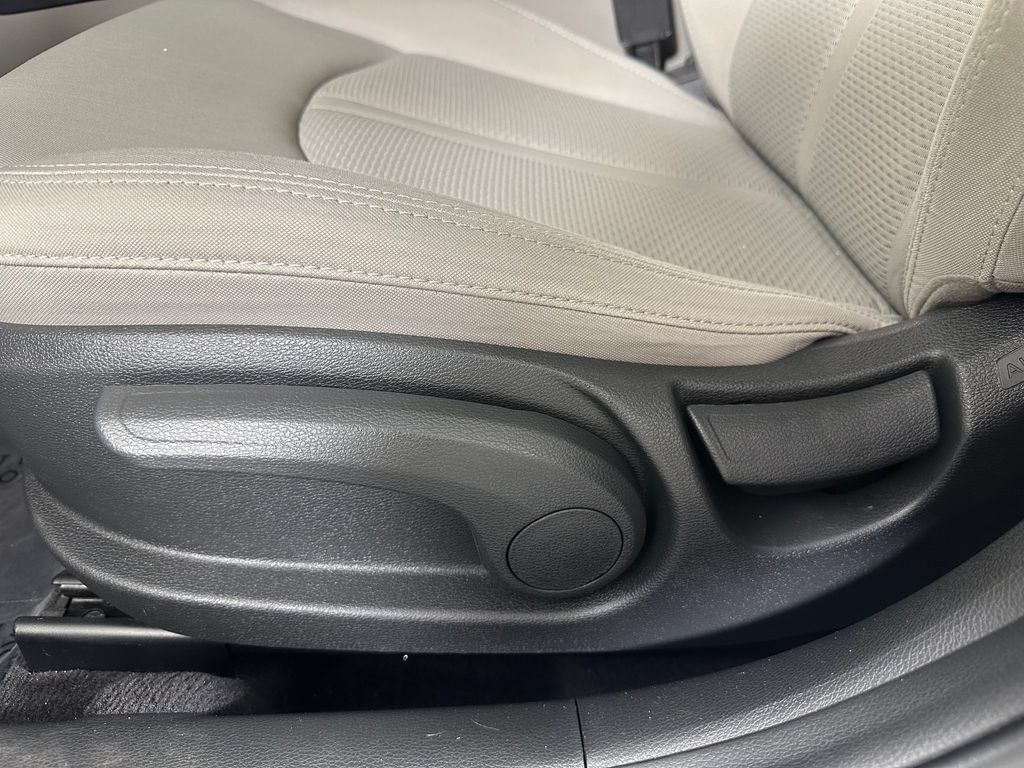 Used 2018 Hyundai Sonata ECO FWD image 17