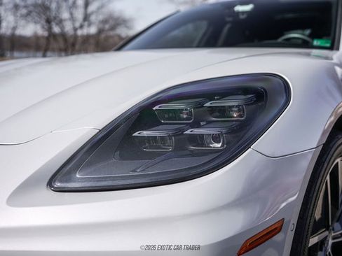 Used 2024 Porsche Panamera 4 w/ Premium Package image 37