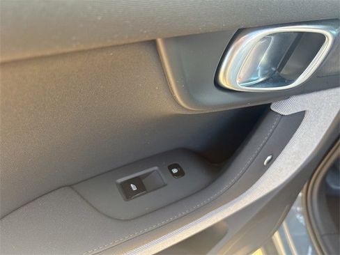 Used 2022 Polestar Polestar 2 w/ Pilot Package image 34