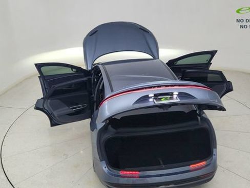 Used 2025 Lucid Air Pure RWD image 84