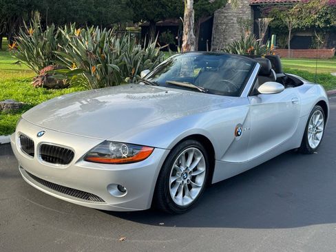 Used 2003 BMW Z4 2.5i image 1