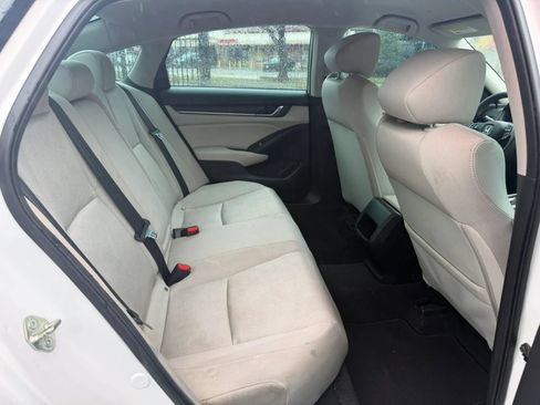 Used 2018 Honda Accord LX image 14