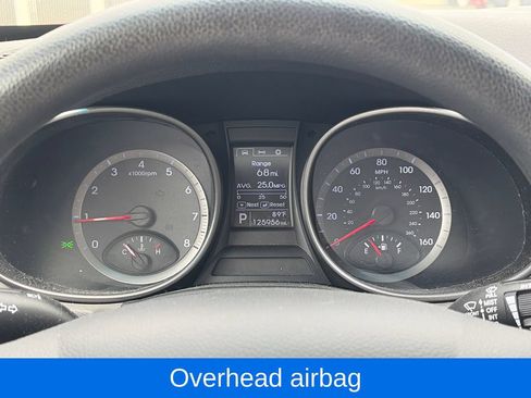 Used 2016 Hyundai Santa Fe Sport FWD image 18