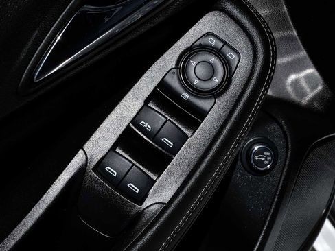 Used 2022 Buick Encore GX Select w/ Sport Touring Package FWD image 43