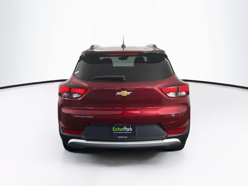 Used 2025 Chevrolet TrailBlazer LT FWD image 7